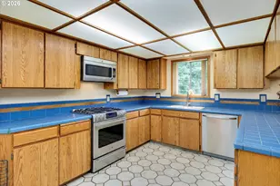 16645 NE Leander Dr, Sherwood, OR 97140 - Photo 22