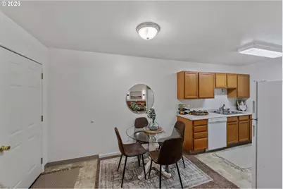 1298 Minnesota Ave, Coos Bay, OR 97420 - Photo 8