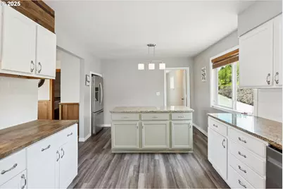 3103 Fremont St, The Dalles, OR 97058 - Photo 12