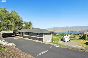 3103 Fremont St, The Dalles, OR 97058 - Photo 2