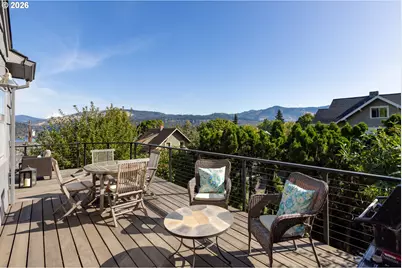 1016 Oak St, Hood River, OR 97031 - Photo 10