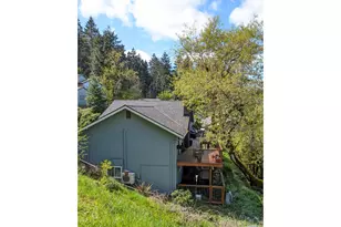 645 Startouch Dr, Eugene, OR 97405 - Photo 4