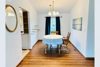 2438 Maia Loop, Springfield, OR 97477 - Photo 8