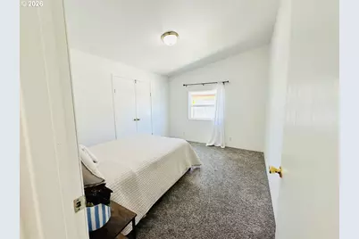 2438 Maia Loop, Springfield, OR 97477 - Photo 22