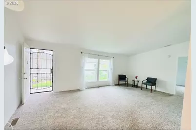 2438 Maia Loop, Springfield, OR 97477 - Photo 10
