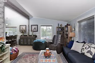 340 NE Crest St, Sublimity, OR 97385 - Photo 12