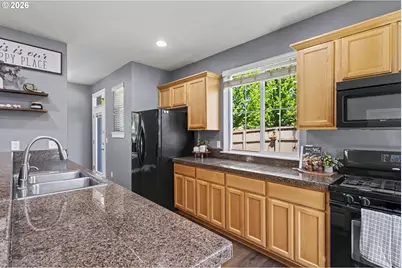 2200 S White Salmon Dr, Ridgefield, WA 98642 - Photo 12
