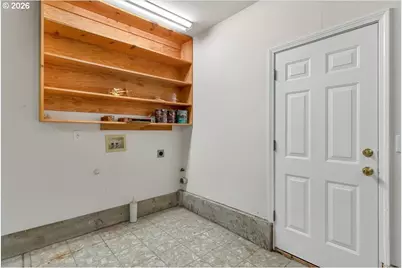 1859 Plateau St NE, Salem, OR 97305 - Photo 32