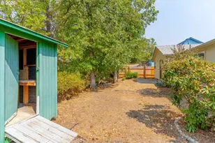 1859 Plateau St NE, Salem, OR 97305 - Photo 40