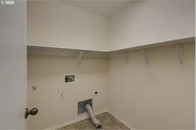 1964 NW Cottonwood Dr, McMinnville, OR 97128 - Photo 22