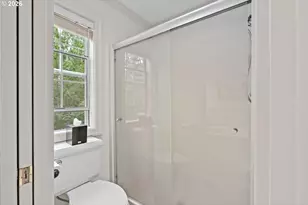 6576 SW Boundary St, Portland, OR 97225 - Photo 26