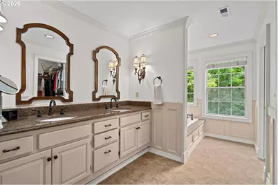 6576 SW Boundary St, Portland, OR 97225 - Photo 24