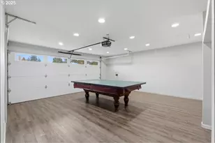 1371 NE Barnes Ct, Gresham, OR 97030 - Photo 16