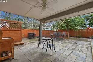 1371 NE Barnes Ct, Gresham, OR 97030 - Photo 34