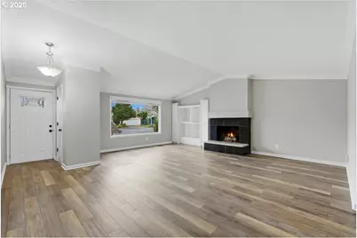 1371 NE Barnes Ct, Gresham, OR 97030 - Photo 6