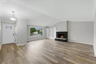 1371 NE Barnes Ct, Gresham, OR 97030 - Photo 6