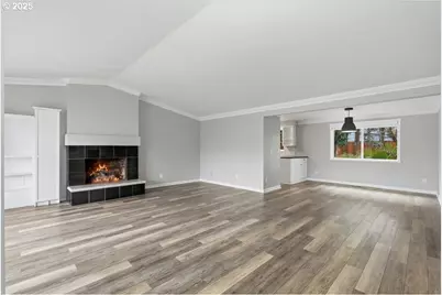 1371 NE Barnes Ct, Gresham, OR 97030 - Photo 8