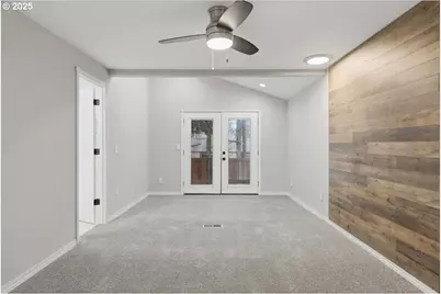 1371 NE Barnes Ct, Gresham, OR 97030 - Photo 18