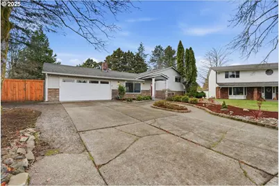 1371 NE Barnes Ct, Gresham, OR 97030 - Photo 4