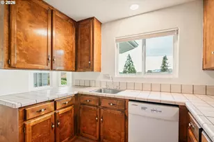 2120 Willow Pl, Longview, WA 98632 - Photo 6