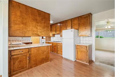 2120 Willow Pl, Longview, WA 98632 - Photo 4