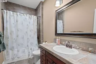 8438 Cascade Hwy, Silverton, OR 97381 - Photo 30