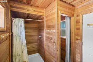 8438 Cascade Hwy, Silverton, OR 97381 - Photo 48