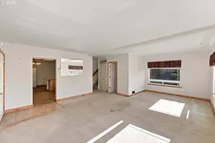 1232 S 12th St, Coos Bay, OR 97420 - Photo 4
