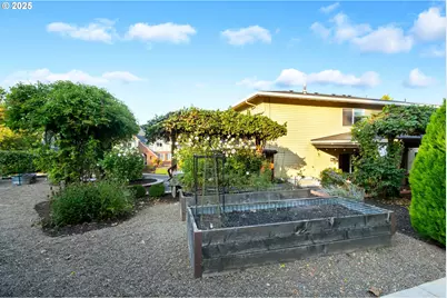 12176 SW Ames Ln, Portland, OR 97224 - Photo 46