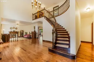 5680 SW Minter Bridge Rd, Hillsboro, OR 97123 - Photo 8