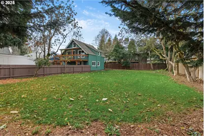 780 Van Buren St, Eugene, OR 97402 - Photo 26