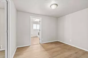 2082 Ohio St, Eugene, OR 97402 - Photo 12