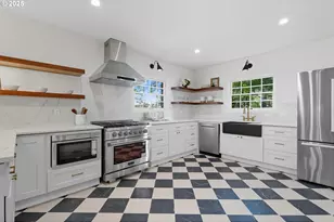 4321 SW Dosch Rd, Portland, OR 97239 - Photo 12