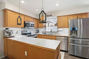 2760 E McLoughlin Blvd, Vancouver, WA 98661 - Photo 10