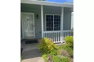 2347 SE 61st Ln, Hillsboro, OR 97123 - Photo 2