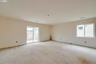 2008 Henderson Wy, Longview, WA 98632 - Photo 4