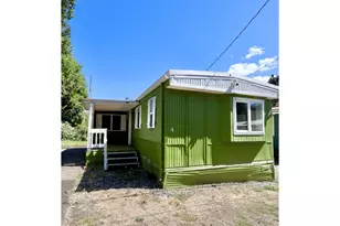 8651 Thurston Rd, Springfield, OR 97478 - Photo 1
