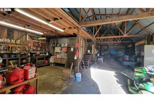 92817 Territorial Hwy, Junction City, OR 97448 - Photo 32