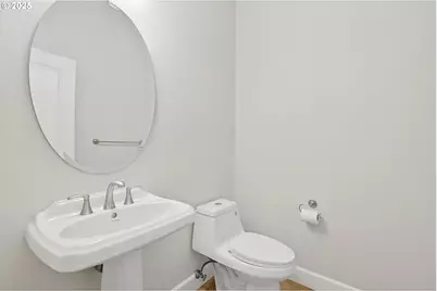 10727 SW Nelson St, Tualatin, OR 97062 - Photo 8