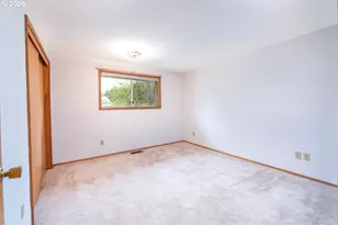 29476 NE Pheasant Ave, Corvallis, OR 97333 - Photo 24