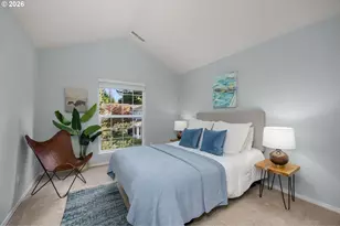 6301 Alyssa Terrace, Lake Oswego, OR 97035 - Photo 2