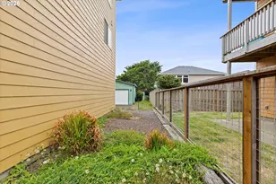 3208 NW Jetty Ave, Lincoln City, OR 97367 - Photo 42