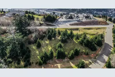 98034 Crown Terrace Rd, Brookings, OR 97415 - Photo 1