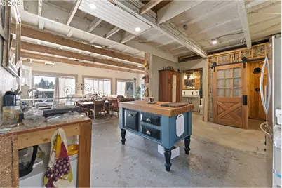 1148 Minnesota Ave, Coos Bay, OR 97420 - Photo 30