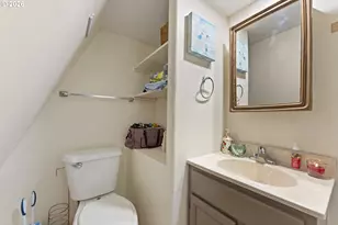 1148 Minnesota Ave, Coos Bay, OR 97420 - Photo 18