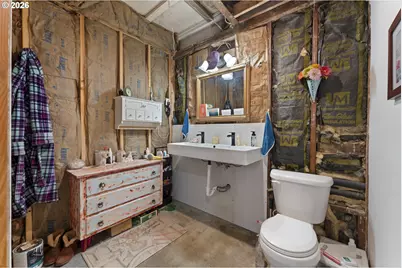 1148 Minnesota Ave, Coos Bay, OR 97420 - Photo 32