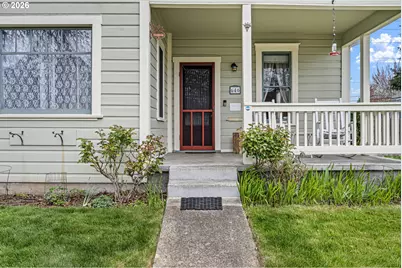 646 B St, Springfield, OR 97477 - Photo 4