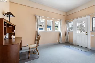 646 B St, Springfield, OR 97477 - Photo 26