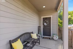 1301 NE 70th St, Vancouver, WA 98665 - Photo 4