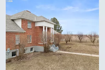 46064 Schoolhouse Rd, Haines, OR 97833 - Photo 2